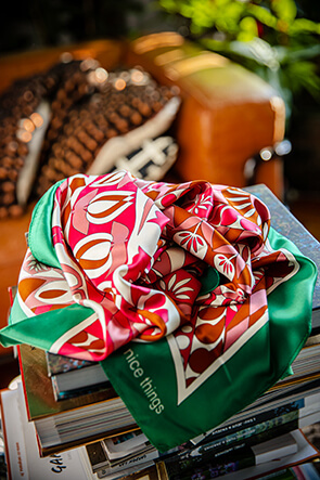 Foulards et Écharpes